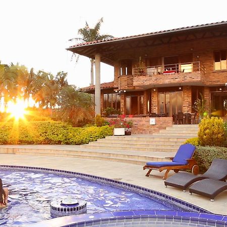 Hotel Tata Premium Pueblo Tapao Exterior foto